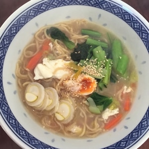 野菜＆具材たっぷり！永谷園のみそ味、煮込みラーメン